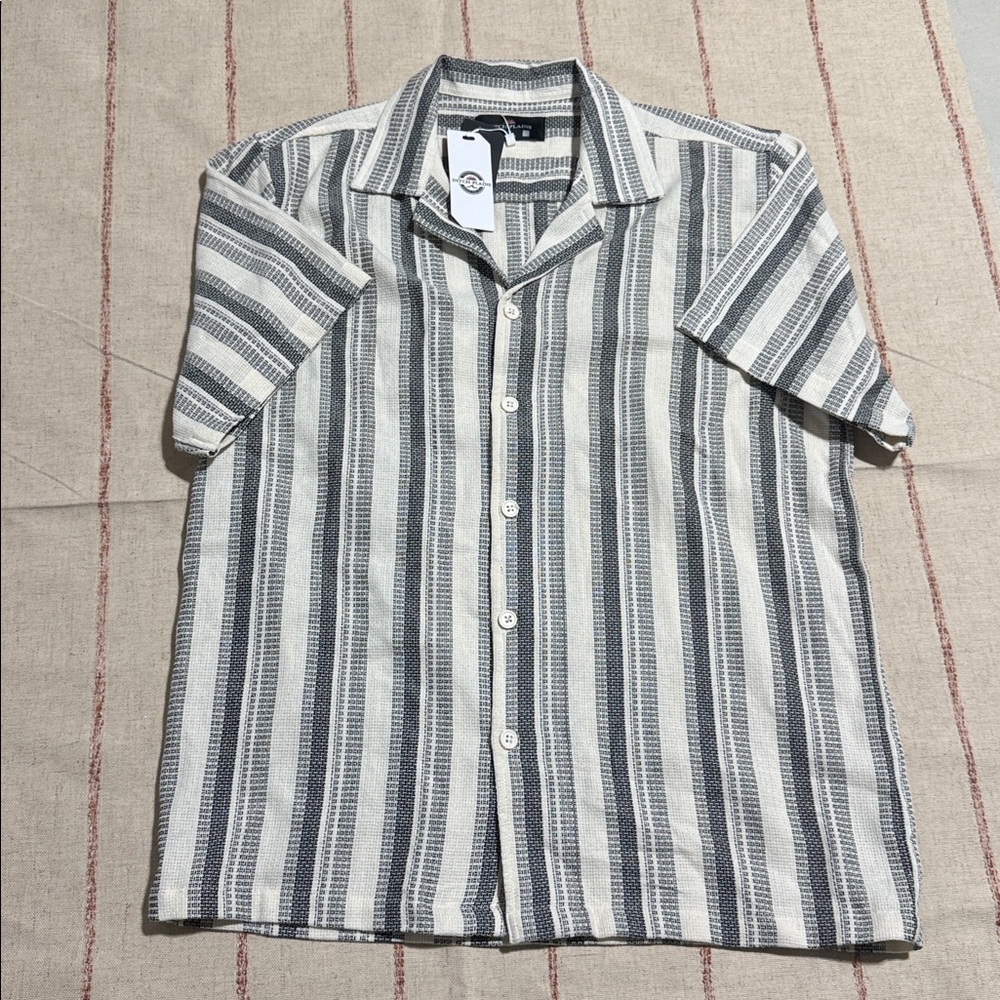Men's Striped Black and White Casual Shirt